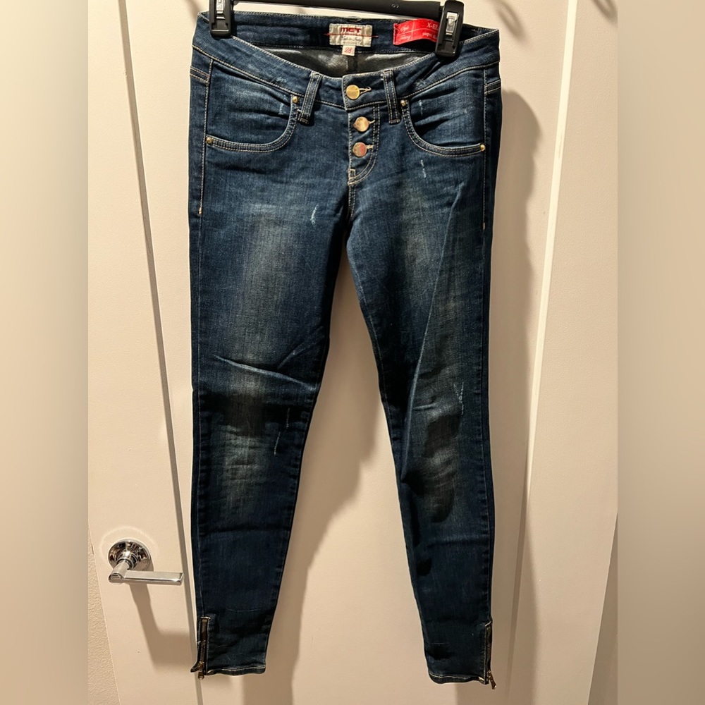 Womans MET jeans